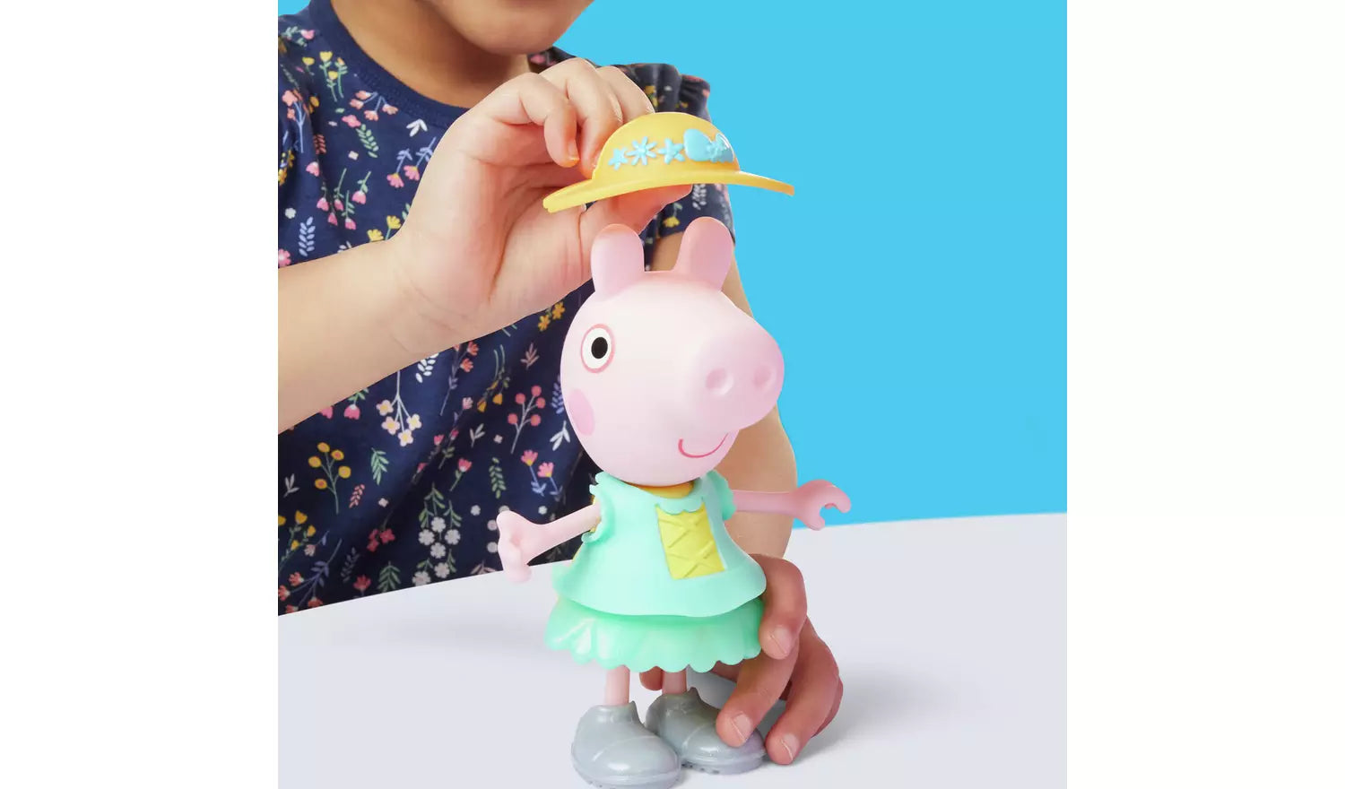 Peppa's Dress Up Wardrobe